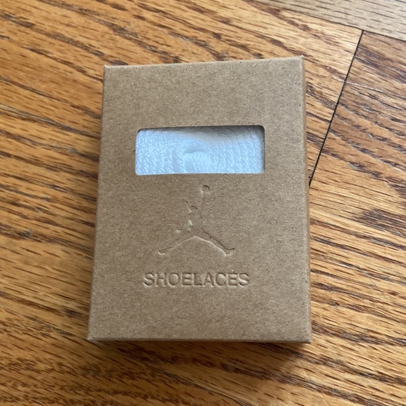 Air jordan 1 white cement - Picture 8 of 11